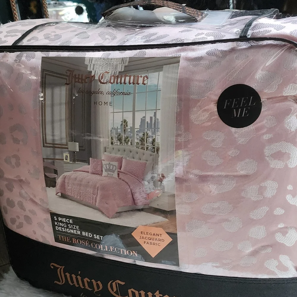 Juicy Coulture 5piece king designer bad set new